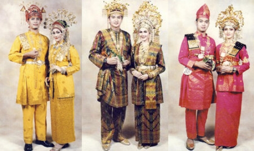 Sewa Baju Daerah Jakarta Bisa Diantar Telp 02198333271